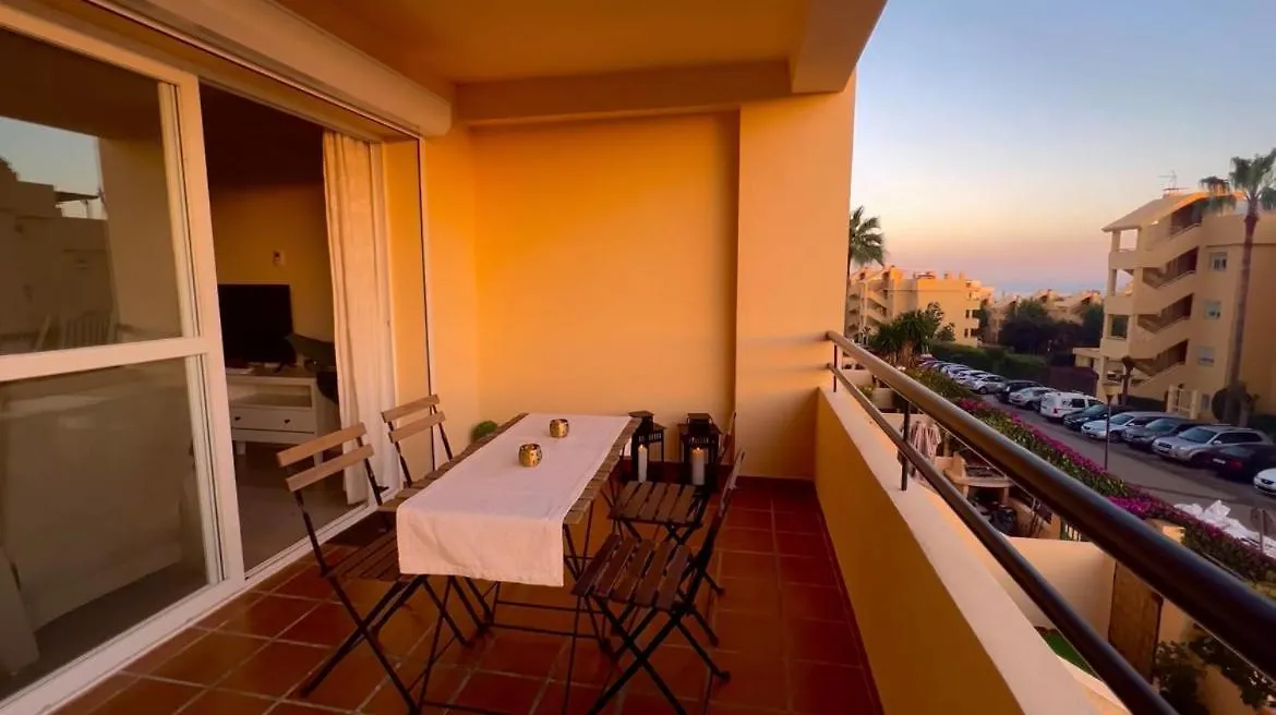 Sea And Views Close To Marbella Apartment