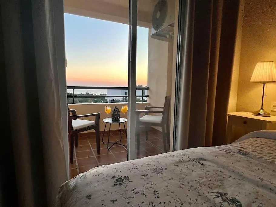 Sea And Views Close To ماربيا 0*,  إسبانيا